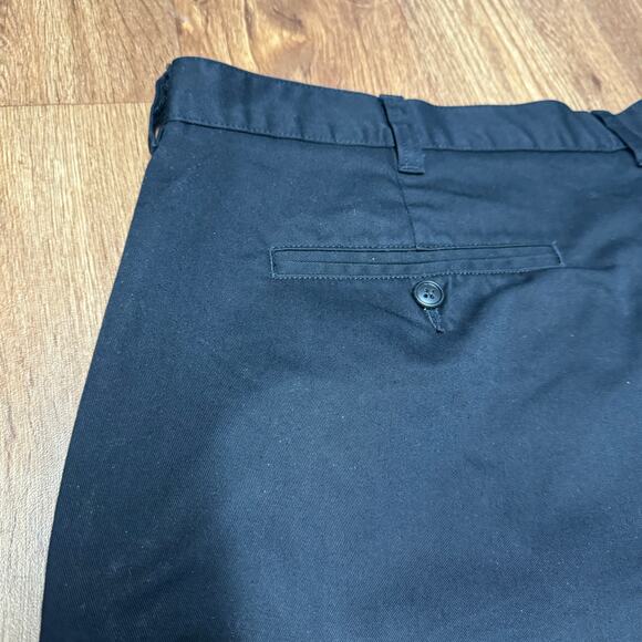 Lands End Mens Solid Black Chino Shorts Size 42 Cotton Blend 10.5" Inseam - Picture 4 of 9